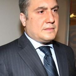 Слави Бинев