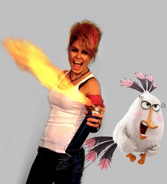 Александра Сърчаджиева ще озвучава Матилда в “Angry Birds: Филмът“