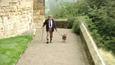 Антъни Хопкинс с най-самотното куче на света в 